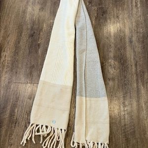Pajar Canada Scarf